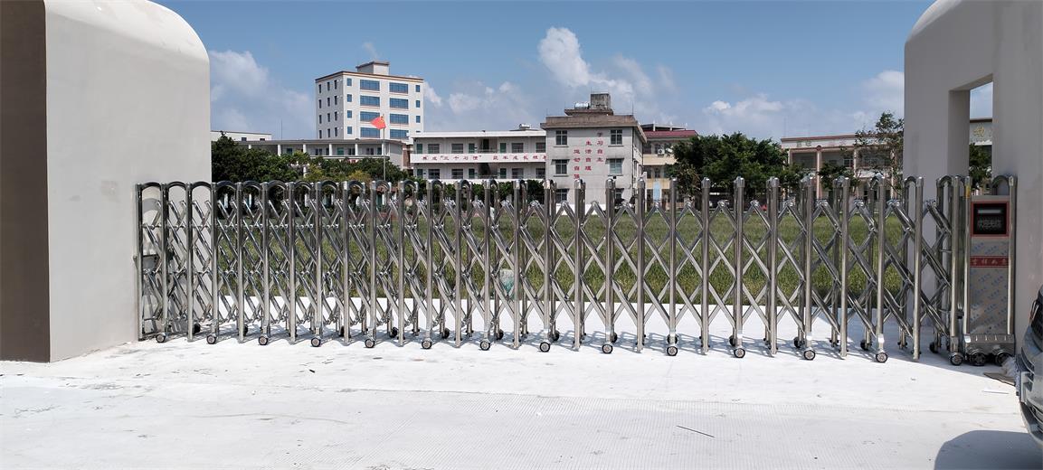 不銹鋼伸縮門(mén)